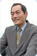 代表取締社長 山ア 信男
